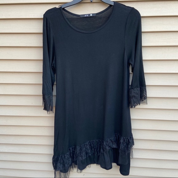 Aria black layered lace black tunic 3/4 sleeve - Picture 1 of 8